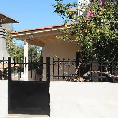 Athina's 罗希姆诺